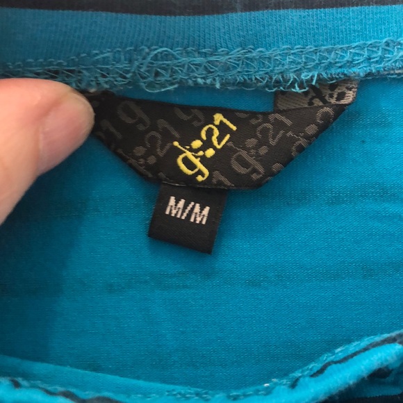 Halter dress - Picture 3 of 3